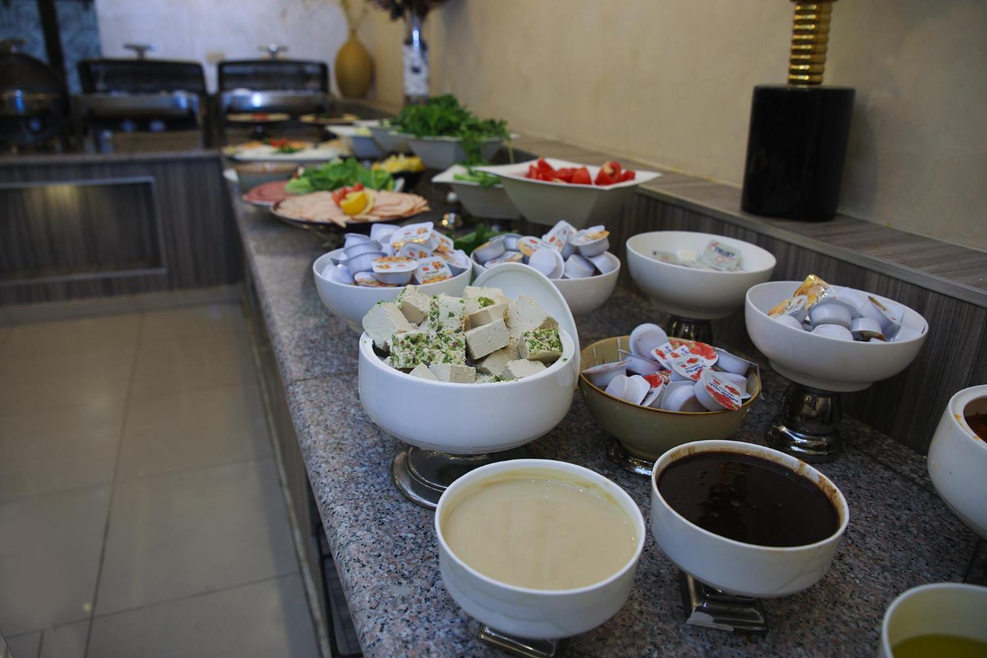 Spark Plaza Hotel 3*